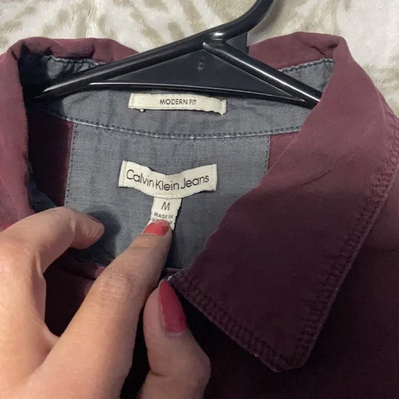 Calvin Klein Burgundy men’s shirt - Picture 3 of 7